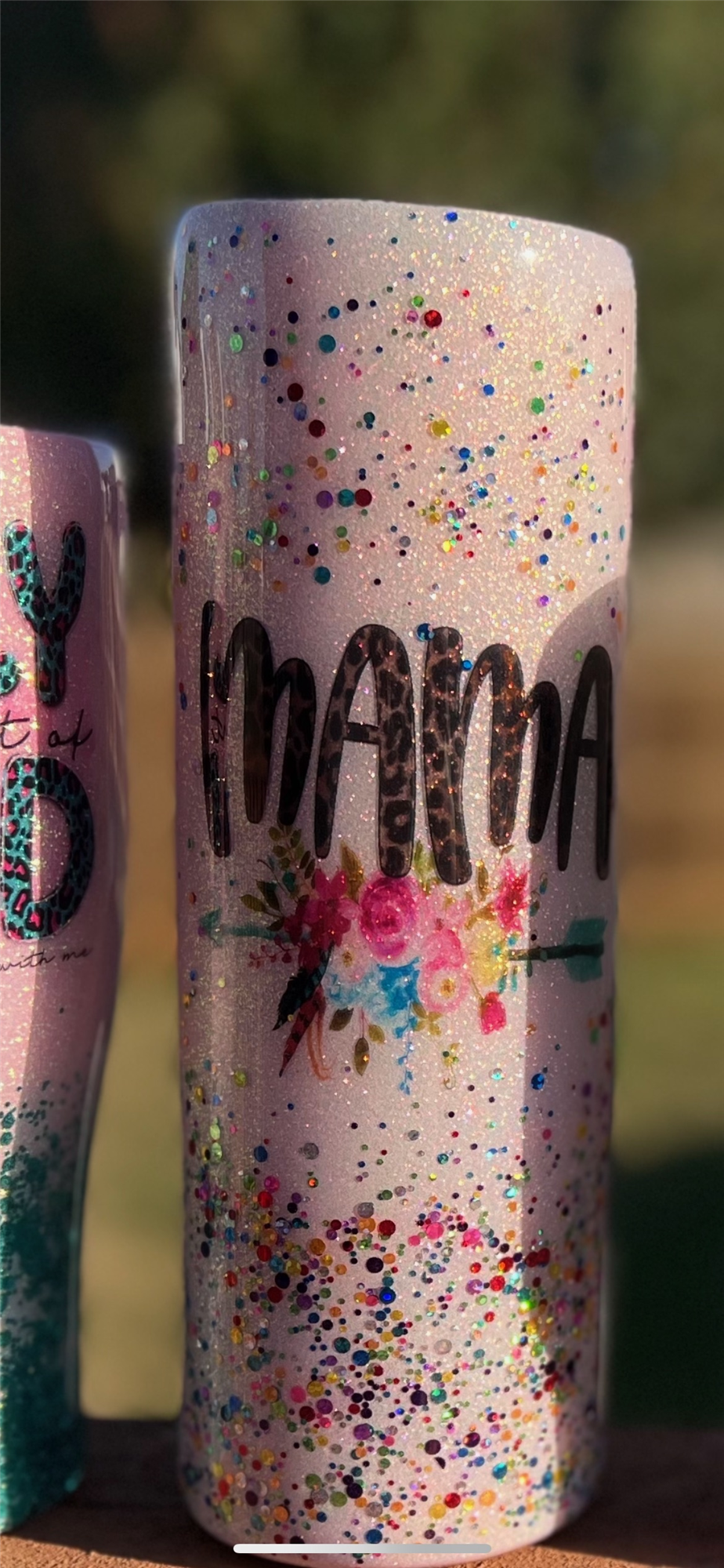 Mama confetti tumbler with flowers